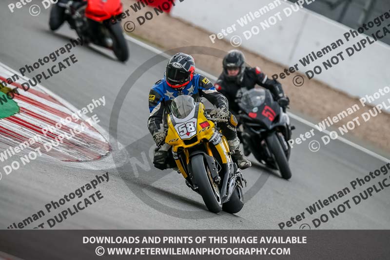 PJ Motorsport Photography;donington no limits trackday;donington park photographs;donington trackday photographs;no limits trackdays;peter wileman photography;trackday digital images;trackday photos